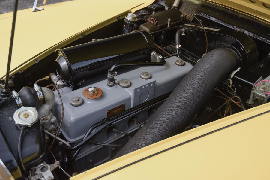  Daimler Conquest Roadster 1953 года  (фото 9 из 10)